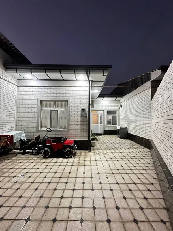 Srochno sergeli xonobod 39 balnitsa yolida 1.3 sotix 4 xona
