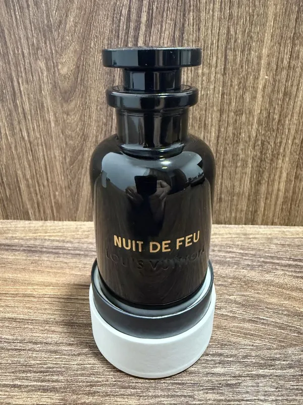 LOUIS VUITTON NUIT DE FEU. 100ml. Б/У. Остаток 95%. Личное пользование 5 LOUIS VUITTON NUIT DE FEU. 100ml. Б/У. Остаток 95%. Личное пользование 5