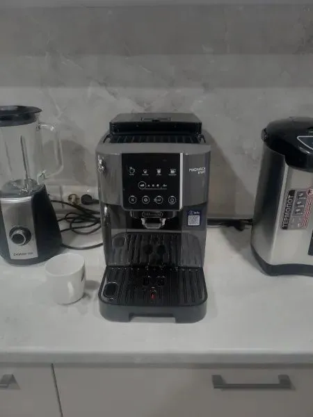 Кофемашина DeLonghi Magnifica Start ECAM220.22.GB ! Отличное качество! — фото 2