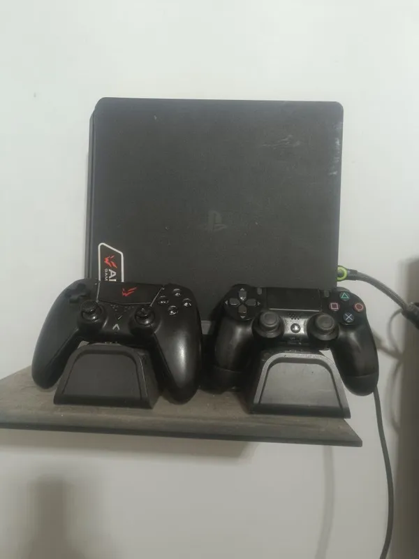 Ps4 sotiladi 500 gb