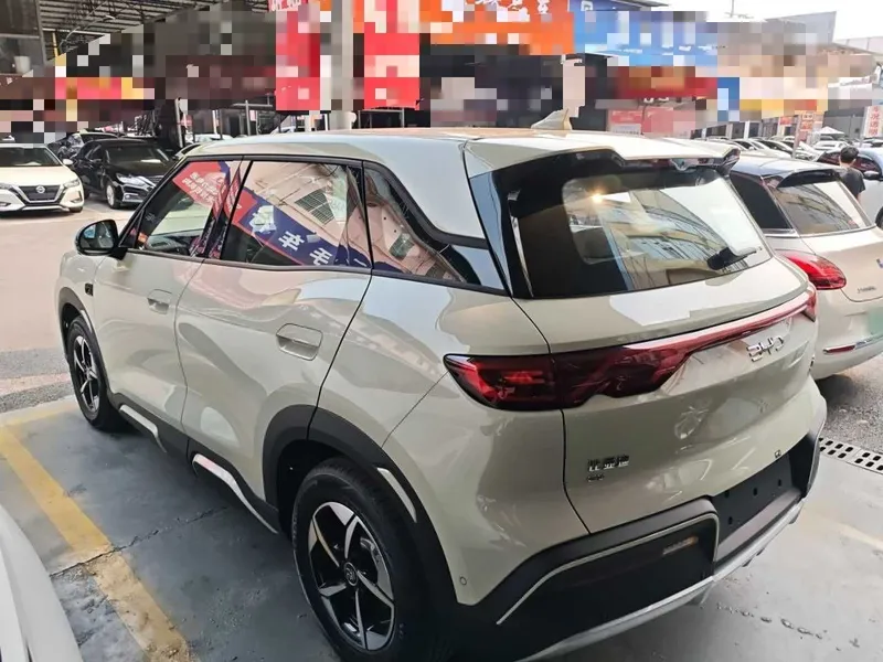 BYD Yuan UP Intelligent Driving Version 401 KM Dynamic Edition — фото 5