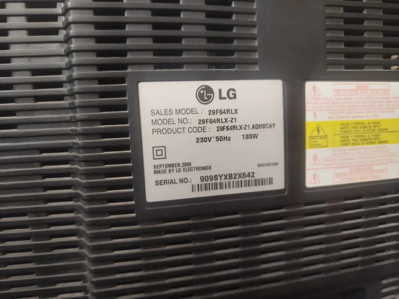 Продается телевизор LG — фото 1