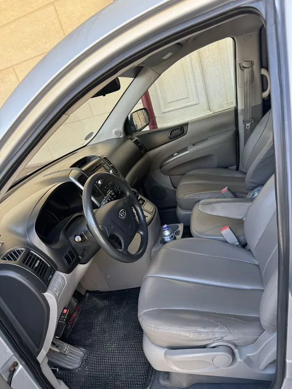 Kia carnival 9 мест 3 Kia carnival 9 мест 3