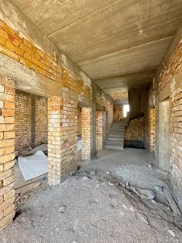 Sergeli Uzg‘arishda 2,3 sotixli uch qavatli, 300 m² uy 7 Sergeli Uzg‘arishda 2,3 sotixli uch qavatli, 300 m² uy 7