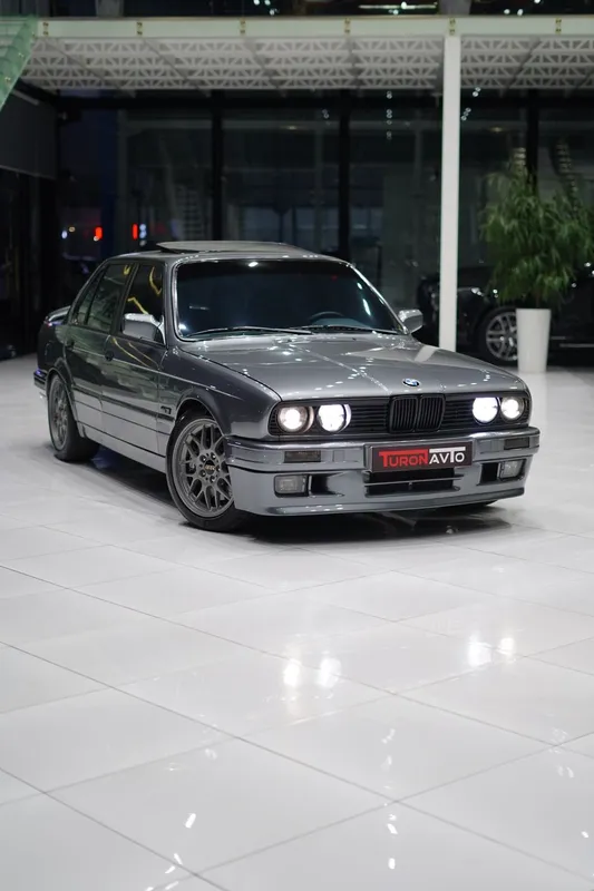 BMW E30 330I идеальная машина — фото 1