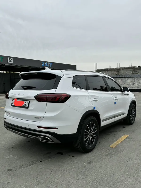 Chery Tigo 8 Pro Luxury — фото 1