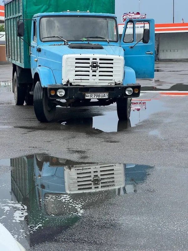 Zil 4331 yilli 1990 Zil 4331 yilli 1990