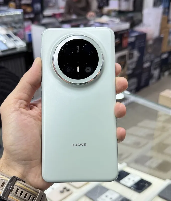 Huawei mate 70 pro 12/512 gb green 1