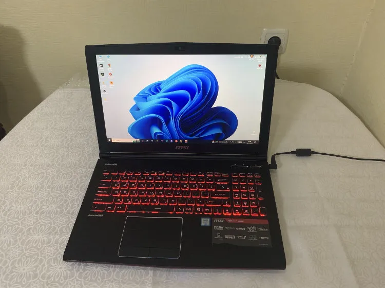 Игровой ноутбук MSI / O’yin uchun noutbuk 3