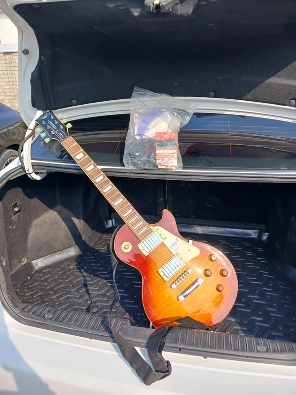 Corona Guitars EST.2009 (Korea/Indonesia) 2