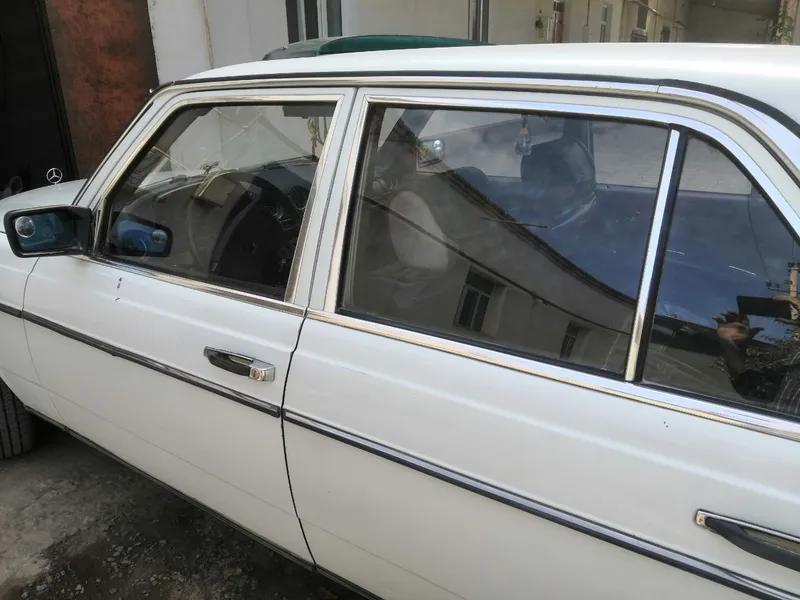 Мерседес Бенс w123 5 Мерседес Бенс w123 5