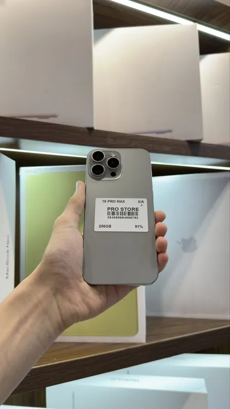 iphone 16 pro max naxtka 1