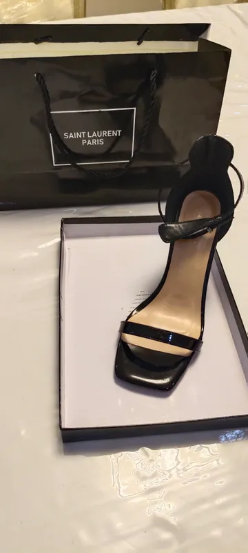 SAINT LAURENT PARIS 4