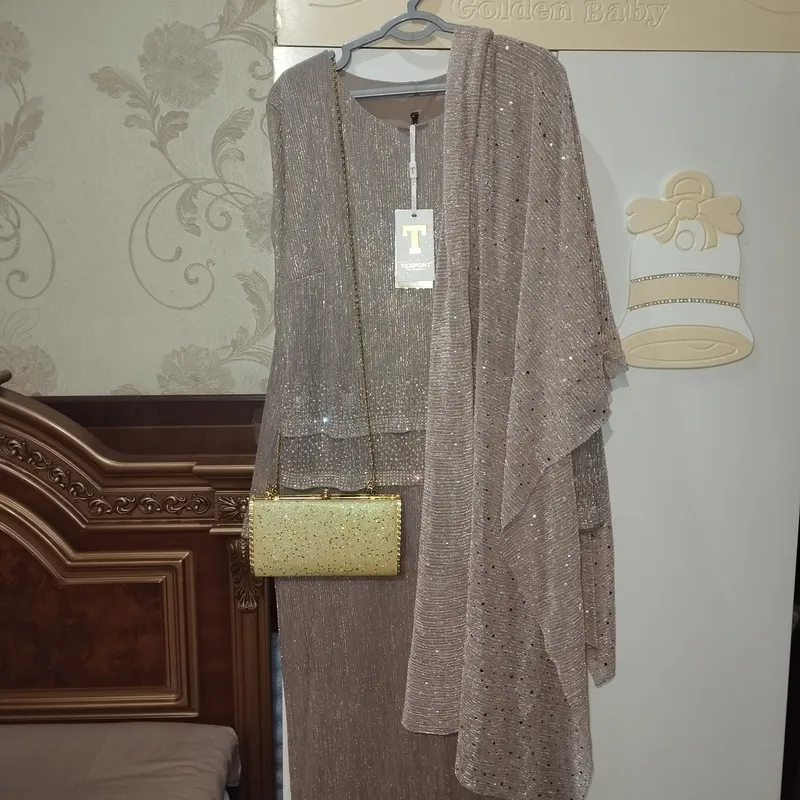 Koʻylak sharf sumka oyoq kiyim hammasi 100$ 3