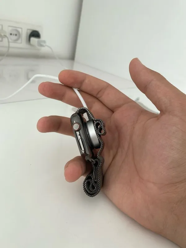 Apple Watch 9 45 mm, stainless steal — фото 2