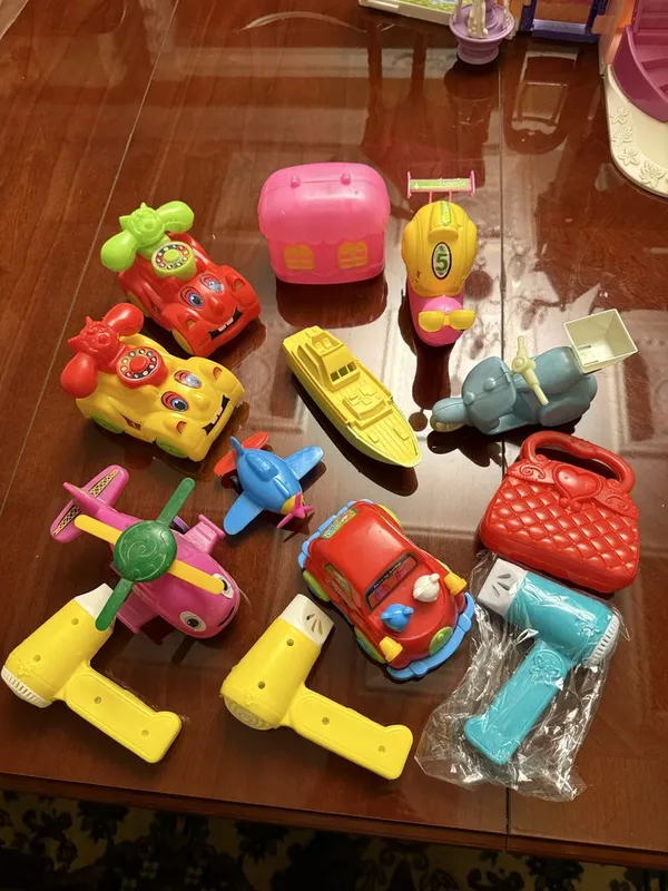 Продаются разные игрушки