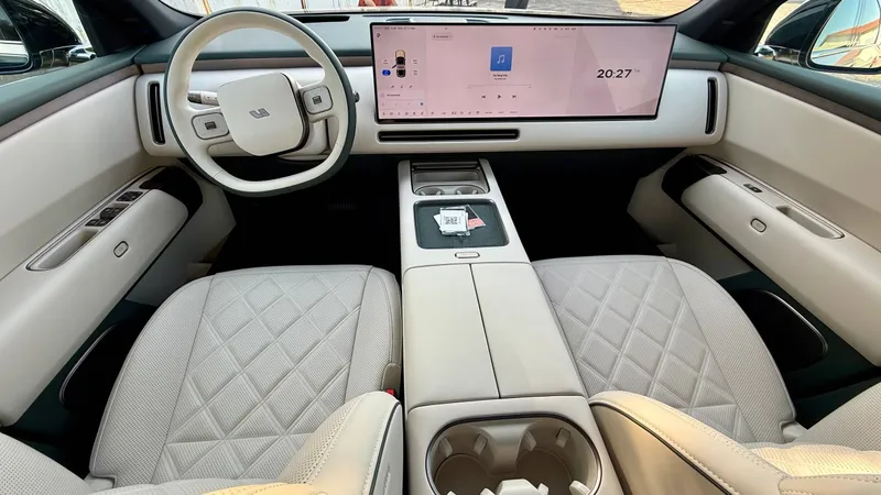 Li Auto L9 Livis 2026 — Premium Flagman SUV (Yangi) CIP 116000$ 9 Li Auto L9 Livis 2026 — Premium Flagman SUV (Yangi) CIP 116000$ 9