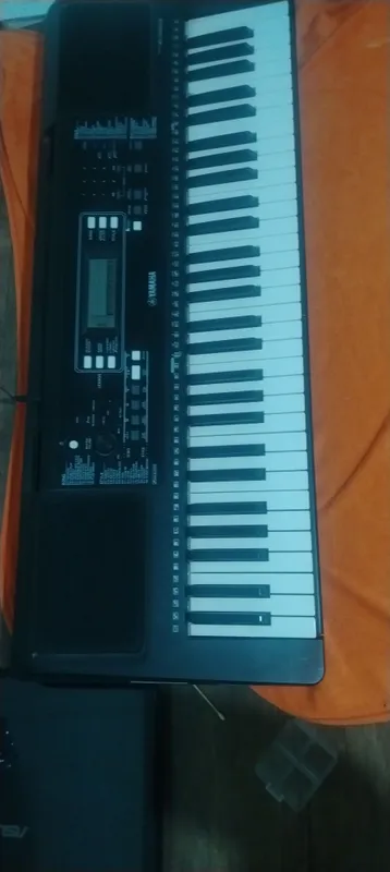 Yamaha psr E363 продаю — фото 1
