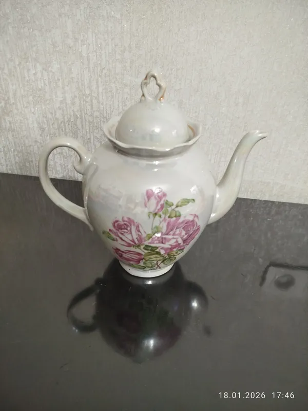 Продаются чайники ссср