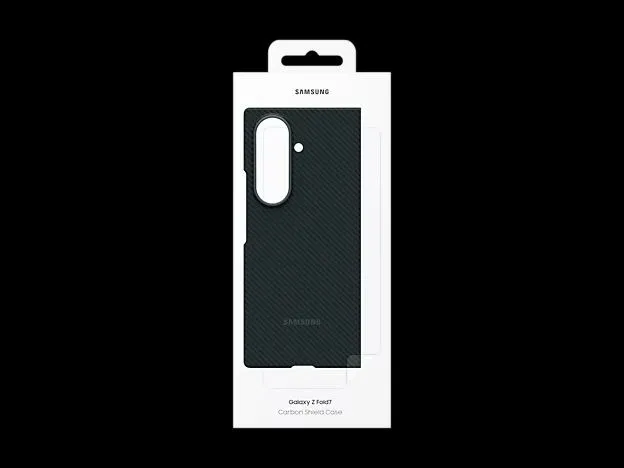 Galaxy Z Fold 7 carbon case original чехол от Samsung оригиналный 1 Galaxy Z Fold 7 carbon case original чехол от Samsung оригиналный 1