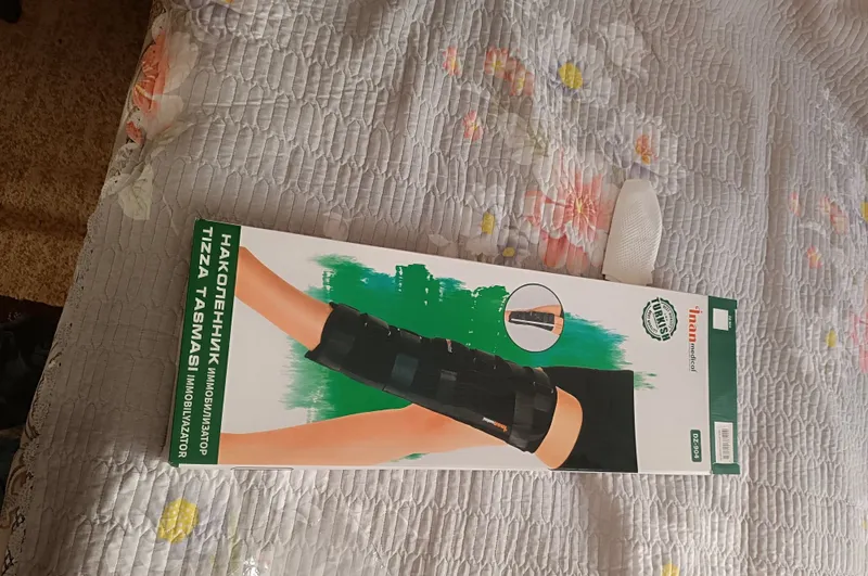 Oyoqni tizza qismi lat yeganda taqiladi 2 Oyoqni tizza qismi lat yeganda taqiladi 2