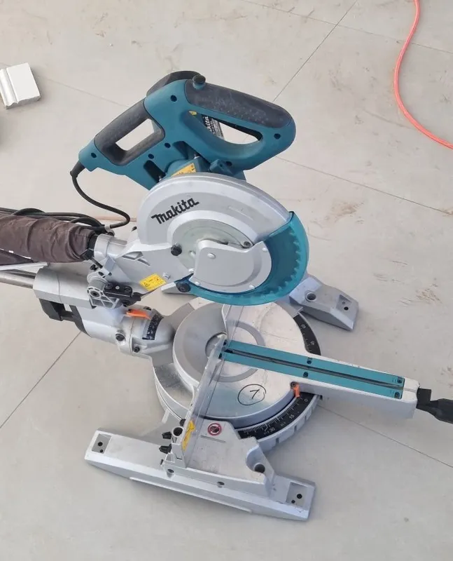 Makita tarsofka LS1018L 3 Makita tarsofka LS1018L 3