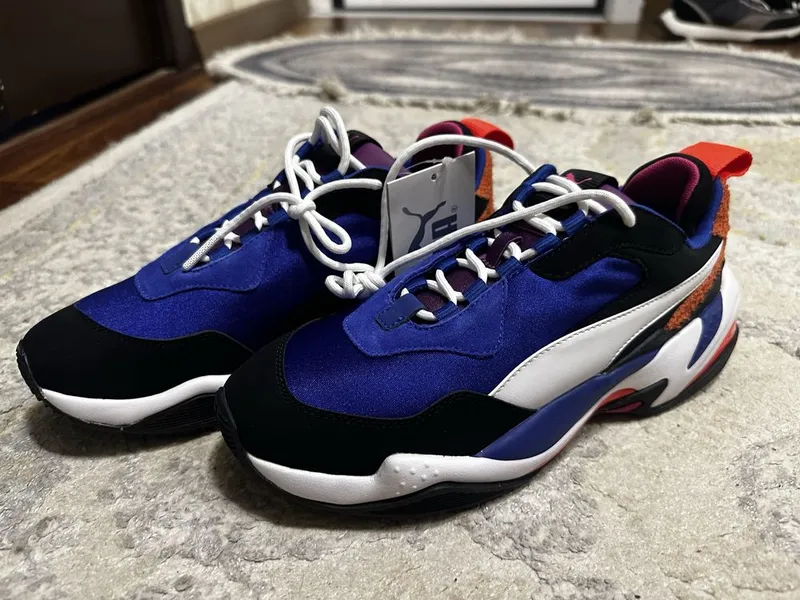 Продаю стильные летние весение кроссовки оригинал Puma Thunder — фото 3