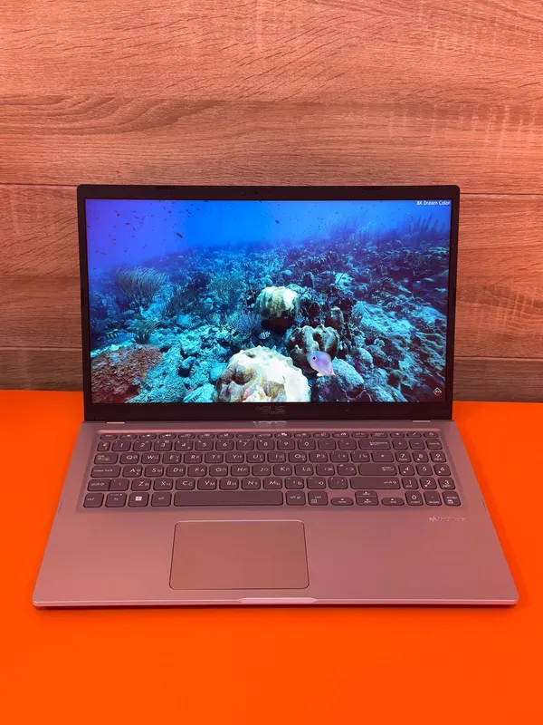 Ноутбук Asus 1 Ноутбук Asus 1