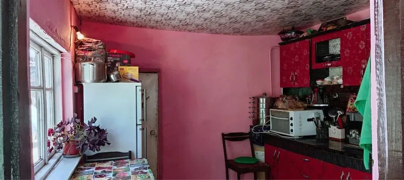 Sirdaryo shahar sentrda uy sotiladi 8 Sirdaryo shahar sentrda uy sotiladi 8