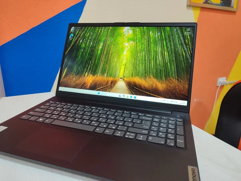 Ноутбук Lenovo