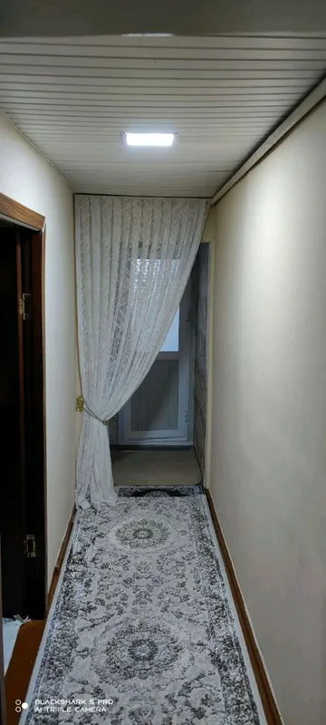 Продам 3х ком квартиру Спутник 3 53м² 1 этаж — фото 1