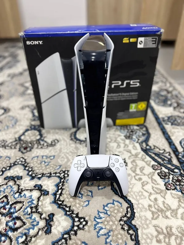 PlayStation5 Digital Edition Holati Yangi xotrasi 1 terabyte 4k120 H