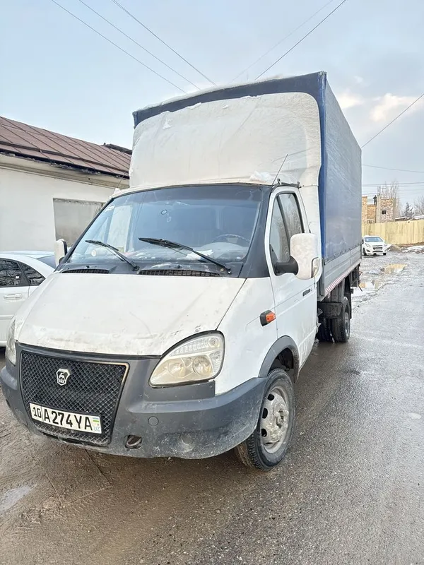 Продаётся «Газель» 2004 года, длина 4 метра 2 Продаётся «Газель» 2004 года, длина 4 метра 2