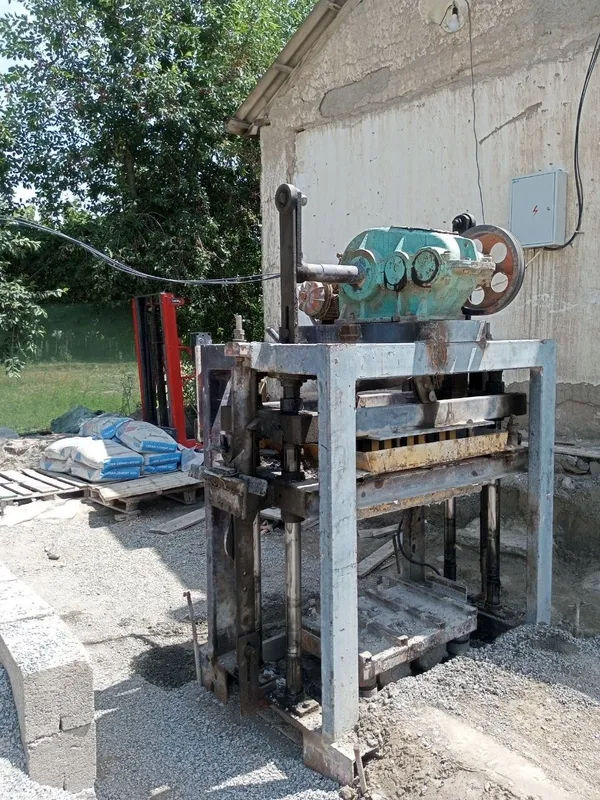 Blok aparat sotiladi, hamma narssasi kamplekt , qogani telda 4 Blok aparat sotiladi, hamma narssasi kamplekt , qogani telda 4