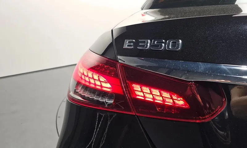 Продам свой Mercedes W213 E350 Amg. 2023 2 Продам свой Mercedes W213 E350 Amg. 2023 2