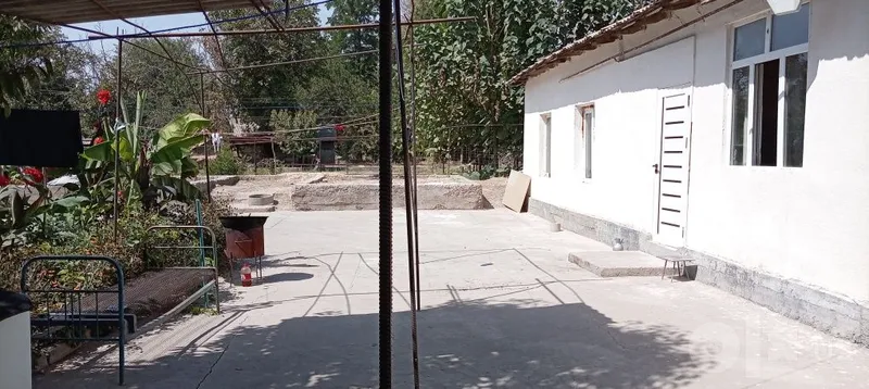 Срочна 4 хонали уйимиз сотилади 1 Срочна 4 хонали уйимиз сотилади 1