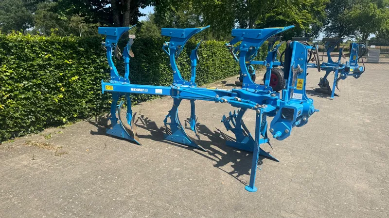 Lemken Europal 5 Belarus, Claas Arion, Case tortadi — фото 4