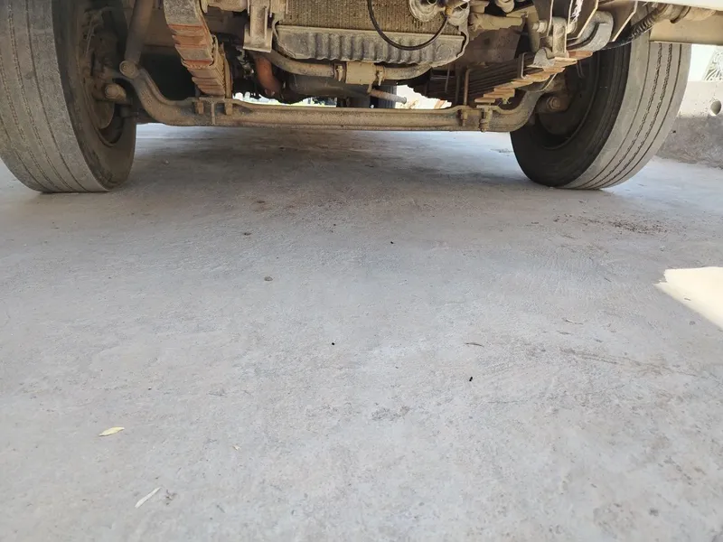 Isuzi avtobus... 3 Isuzi avtobus... 3