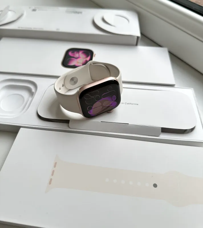 Apple Watch 11 Gold 42mm 100% — фото 4