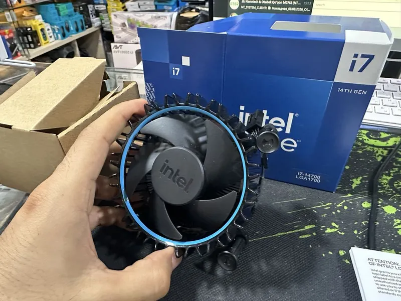 Cpu cooler intel orginal i7 14700 niki 2 Cpu cooler intel orginal i7 14700 niki 2