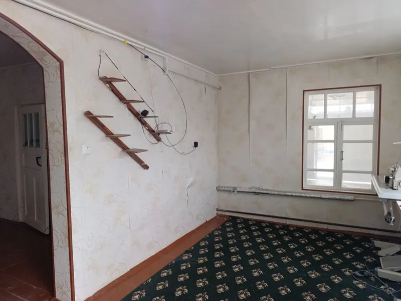 Yoğoch darvoza 3.20×3m ,derazalar ,eshiklar sotiladi 4 Yoğoch darvoza 3.20×3m ,derazalar ,eshiklar sotiladi 4
