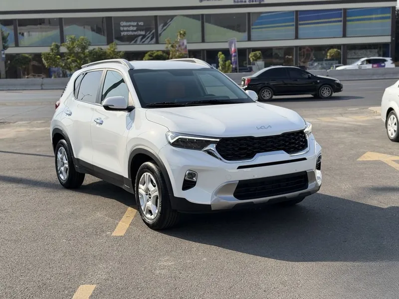 Kia Sonet 2024, 2-я позиция 2 Kia Sonet 2024, 2-я позиция 2