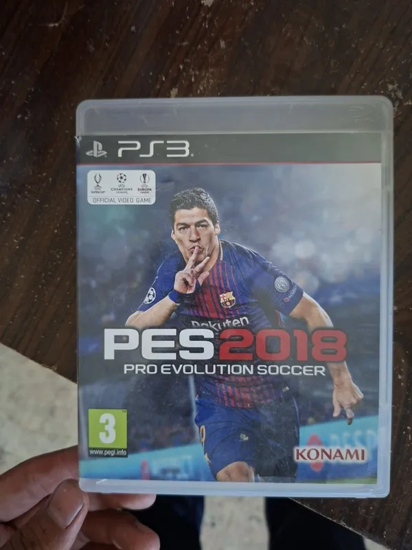 "Pes, Assassins creed" 3 "Pes, Assassins creed" 3