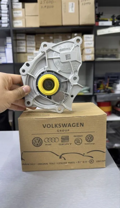 Помпа, Водяной насос для Skoda Kodiaq, Volkswagen 1