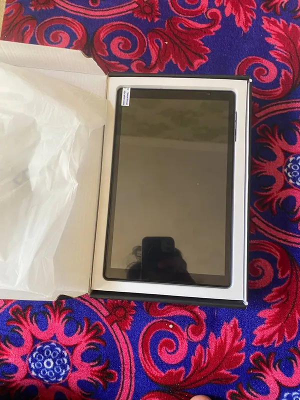 Planshet nextbook brt81