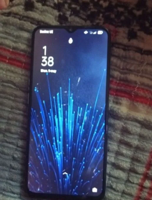 Oppo a 16 sotiladi aybi ekrani almash  Trish kerak 2