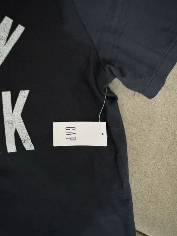 Мужсккая оригинал футболка от бренда GAP NY BROOKLYN — фото 1