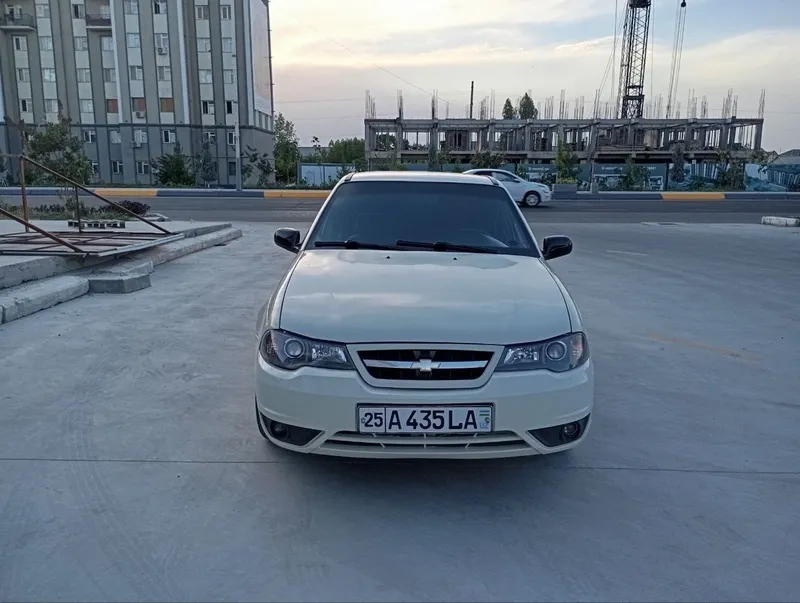 Nexia 2 srochni sotiladi