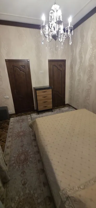 Уз ховлимми сотвомман, 7 сотих, 12 хона, 2 уйдан иборат. — фото 5
