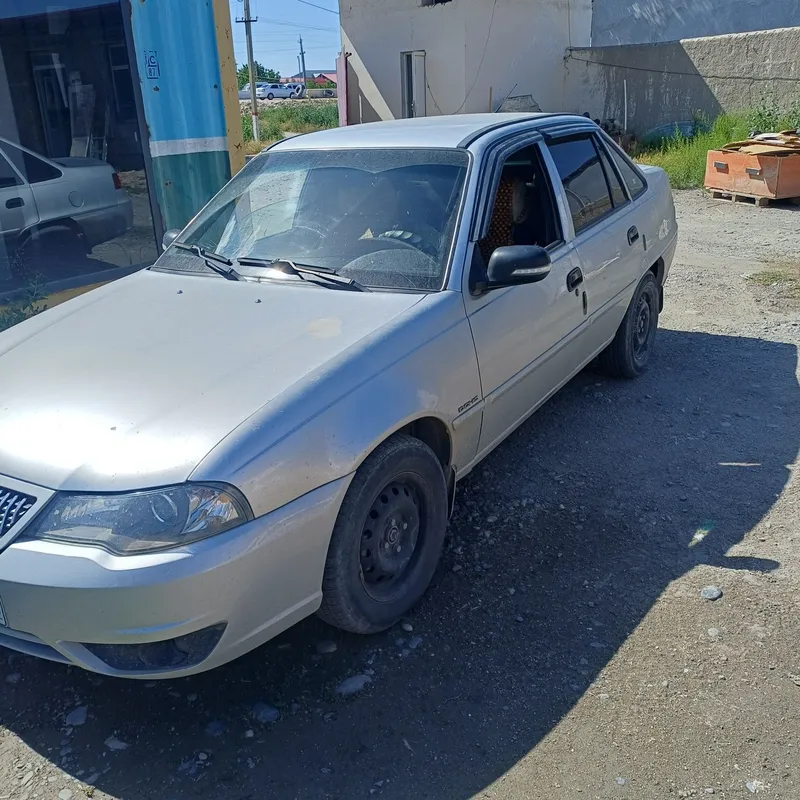 Nexia dons 1.6 holati yaxshi — фото 1
